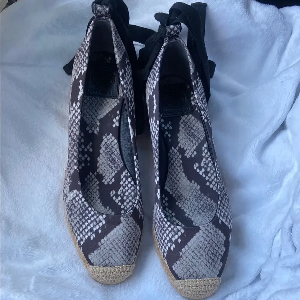 Tory Burch 'Heather' 40mm Ankle Wrap Espadrille Wedge Snake 7.5 M